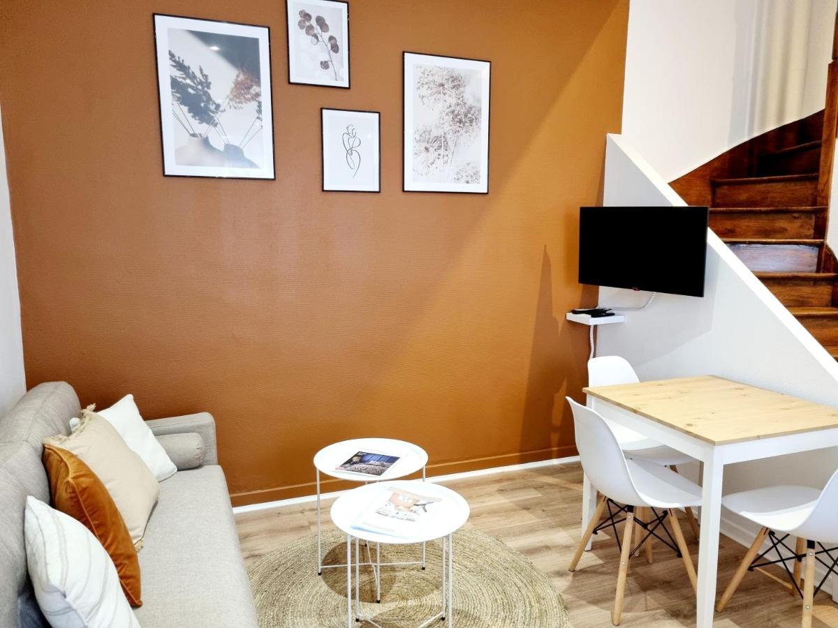 Appartement Meublés du chêne vert, cœur de Jarnac Extérieur photo