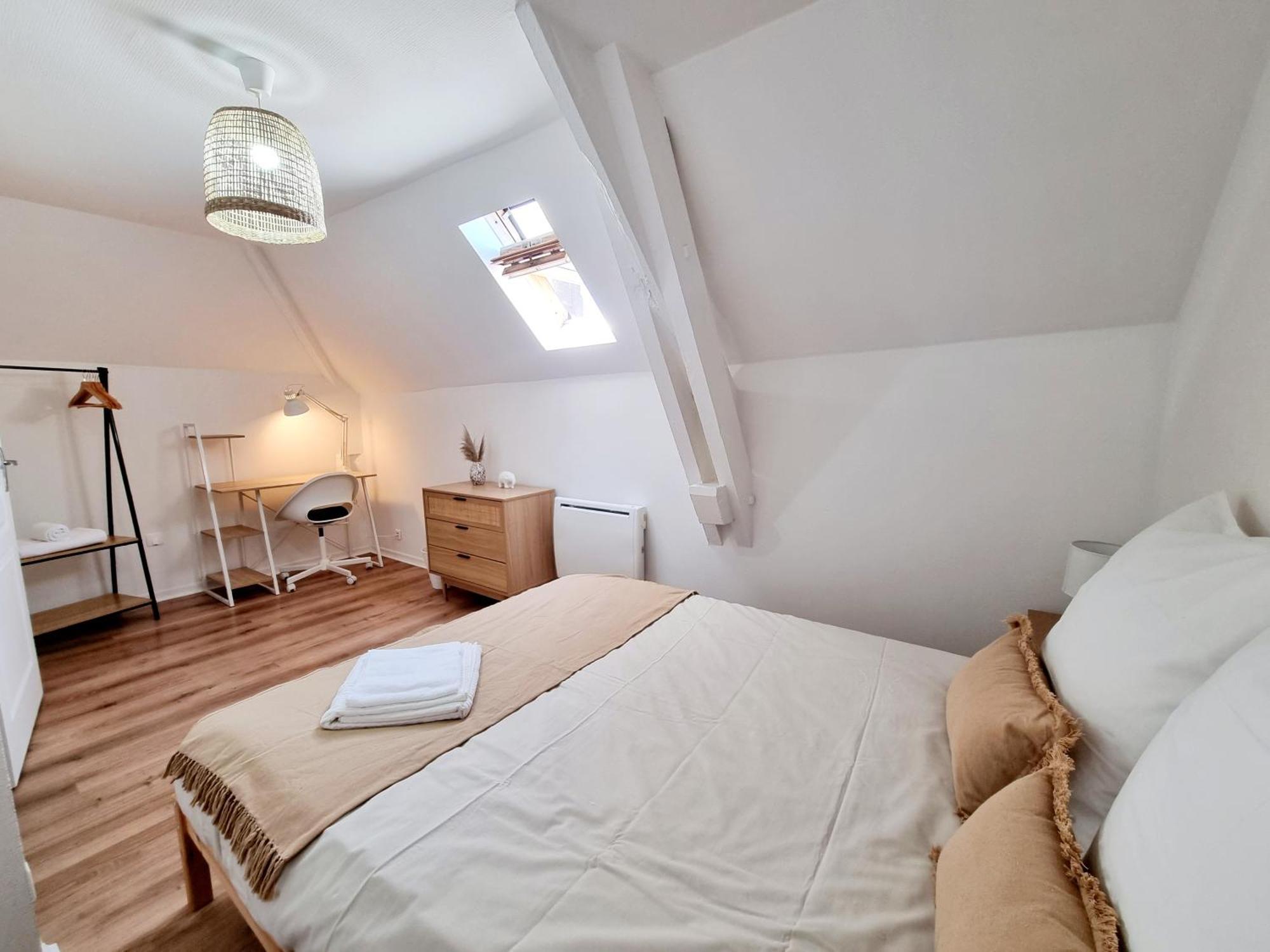 Appartement Meublés du chêne vert, cœur de Jarnac Chambre photo